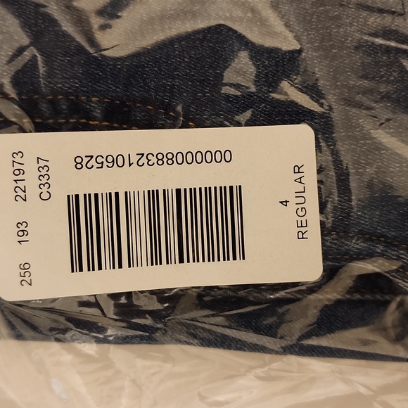 Maurices Sculpt Mid Rise Skinny Jean - 4 - Picture 5 of 5